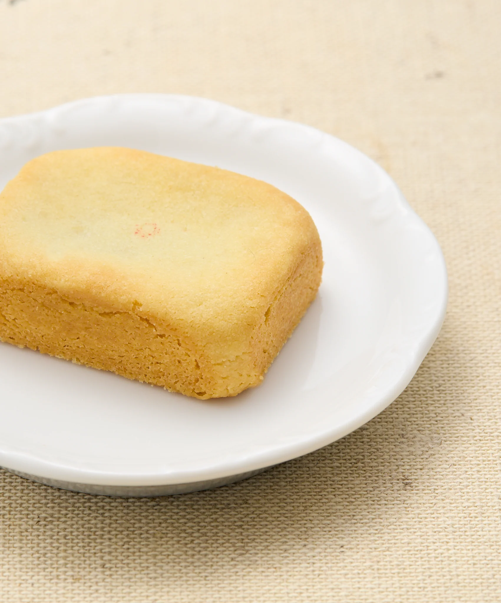 Golden Kumquat Cake - Image 3